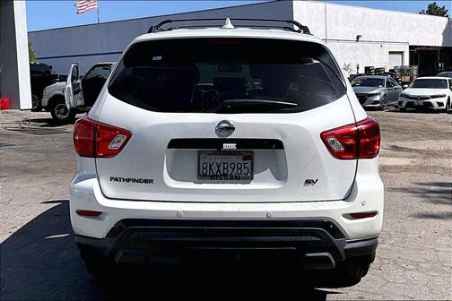 Pearl White Tricoat 2019 Nissan Pathfinder SV