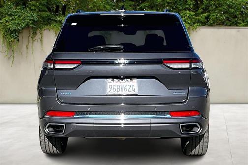 2023 Jeep Grand Cherokee 4xe Overland