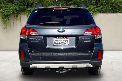 Graphite Gray Metallic 2013 Subaru Outback 2.5i Limited