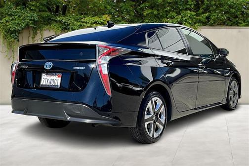 2016 Toyota Prius Four
