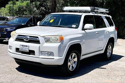 Blizzard Pearl 2012 Toyota 4Runner SR5