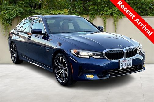 2022 BMW 330e Base