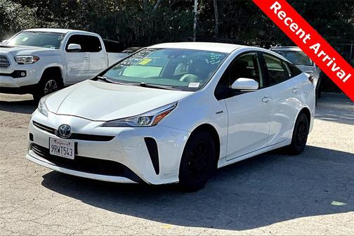 2020 Toyota Prius L
