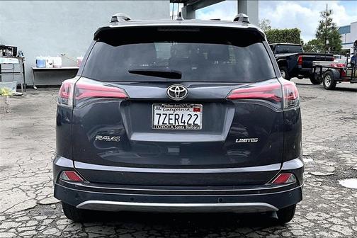 2017 Toyota RAV4 Limited