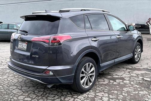 2017 Toyota RAV4 Limited