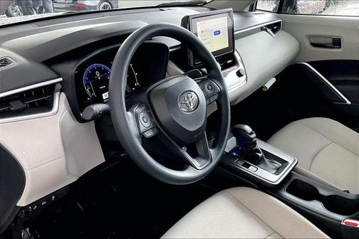 Sonic Silver 2026 Toyota Corolla Cross L