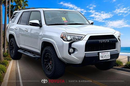 Classic Silver Metallic 2017 Toyota 4Runner SR5 Premium