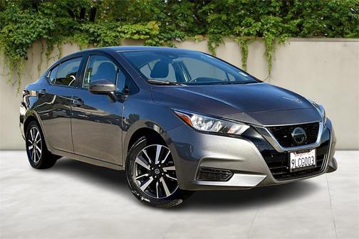 2021 Nissan Versa 1.6 SV