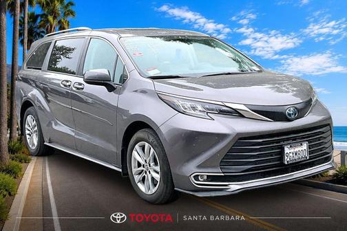 Predawn Gray Mica 2023 Toyota Sienna XLE