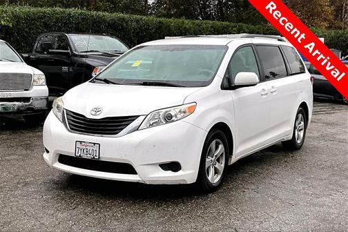 2012 Toyota Sienna LE