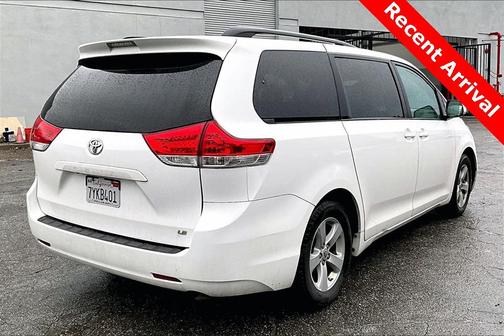 2012 Toyota Sienna LE
