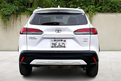 2024 Toyota Corolla Cross XLE