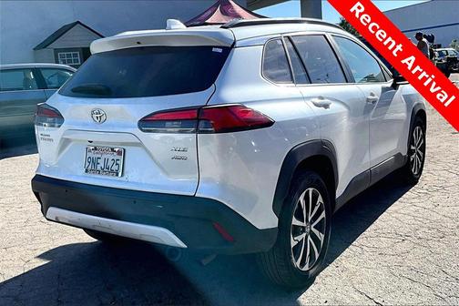 2024 Toyota Corolla Cross XLE