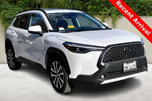 2024 Toyota Corolla Cross XLE