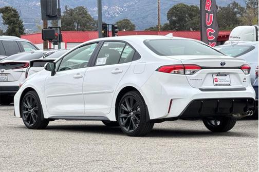 2025 Toyota Corolla Hybrid SE