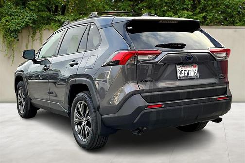 2023 Toyota RAV4 Hybrid XLE Premium