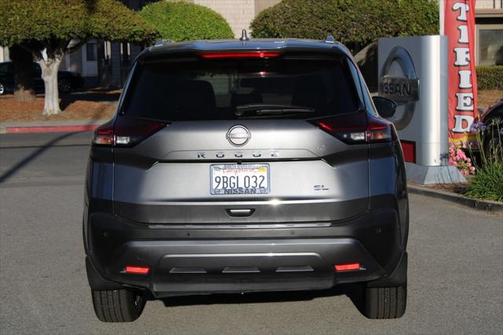 2022 Nissan Rogue SL