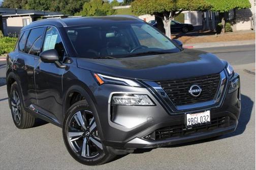 2022 Nissan Rogue SL