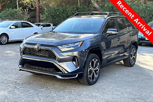 2025 Toyota RAV4 Hybrid SE