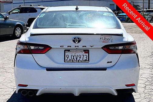 2024 Toyota Camry Hybrid SE