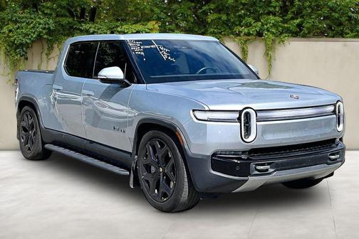 LA Silver 2025 Rivian R1T Adventure Dual Motor Large Pack