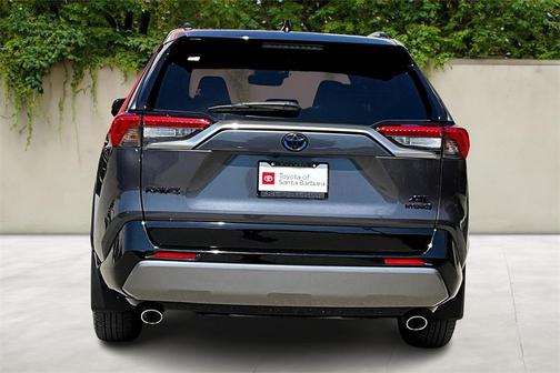2020 Toyota RAV4 Hybrid SE