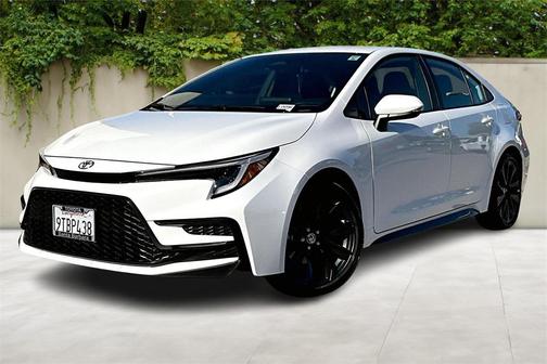 2025 Toyota Corolla SE