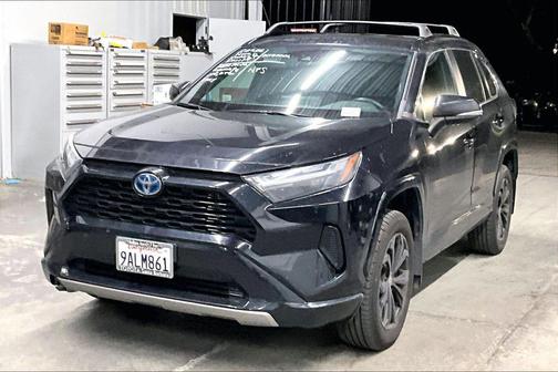 2022 Toyota RAV4 Hybrid SE