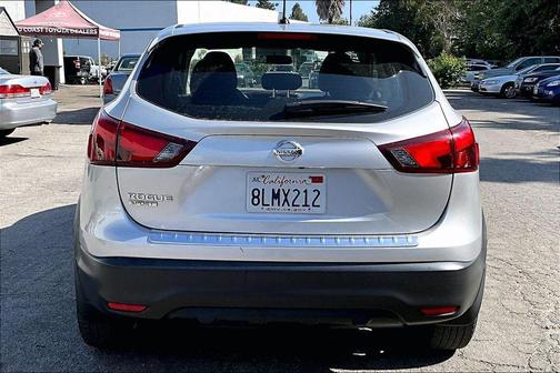 Brilliant Silver Metallic 2019 Nissan Rogue Sport S