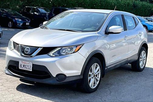 Brilliant Silver Metallic 2019 Nissan Rogue Sport S
