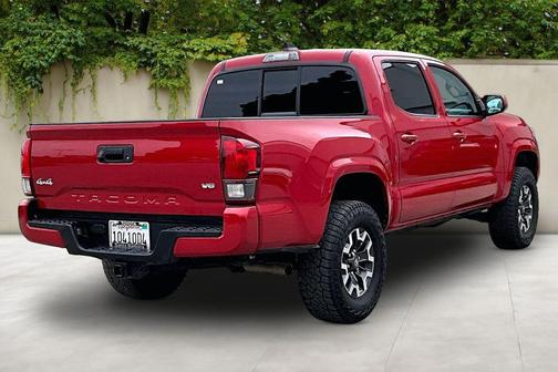 Barcelona Red Metallic 2021 Toyota Tacoma SR