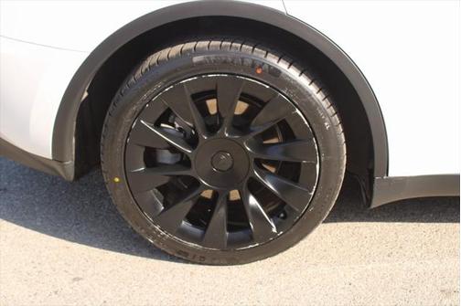 2020 Tesla Model Y Long Range Dual Motor All-Wheel Drive