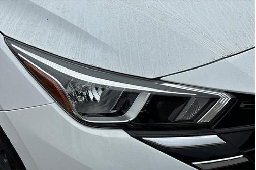 2023 Nissan Versa 1.6 S