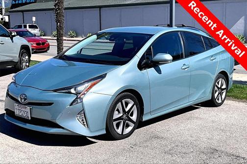 2017 Toyota Prius Four Touring