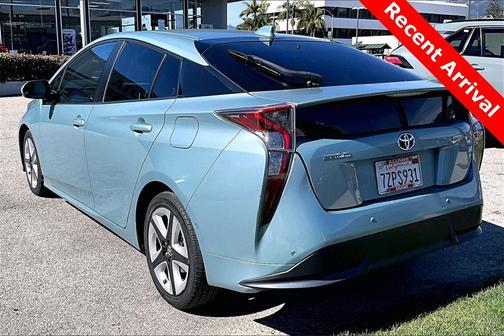 2017 Toyota Prius Four Touring
