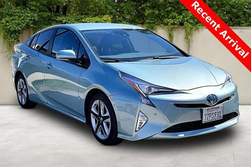 2017 Toyota Prius Four Touring
