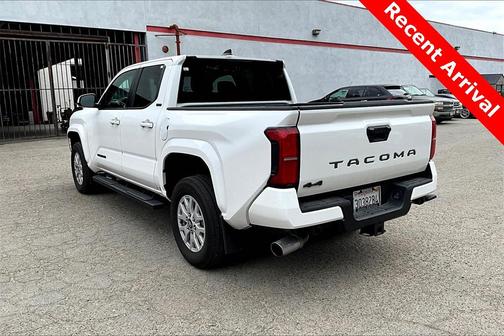 2024 Toyota Tacoma SR5