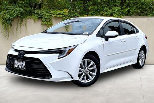 2024 Toyota Corolla Hybrid LE