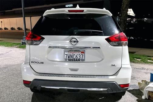 2017 Nissan Rogue SL