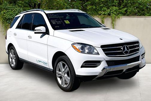 White 2015 Mercedes-Benz M-Class ML 350