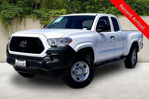 2022 Toyota Tacoma SR