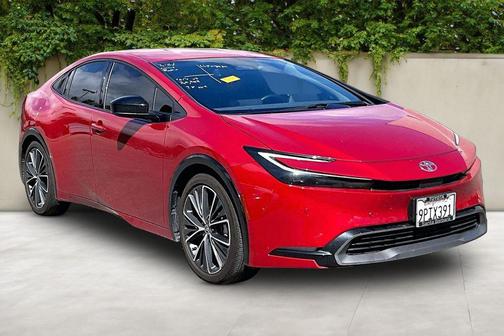 2024 Toyota Prius XLE