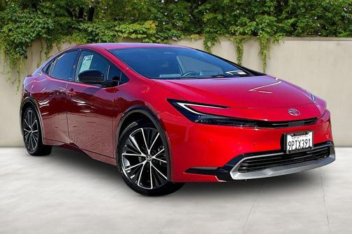 2024 Toyota Prius XLE