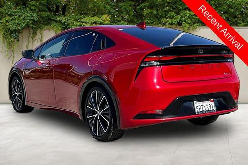 2024 Toyota Prius XLE