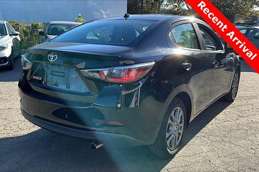 2019 Toyota Yaris Sedan LE