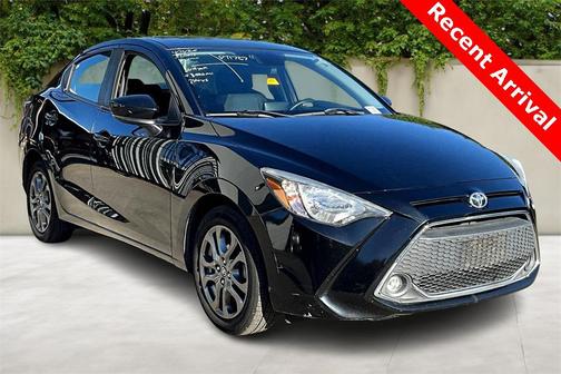 2019 Toyota Yaris Sedan LE