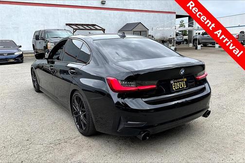 2020 BMW 330 330i
