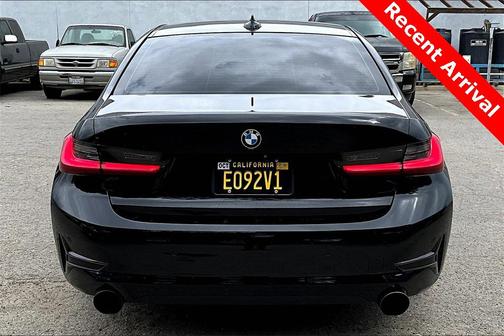 2020 BMW 330 330i