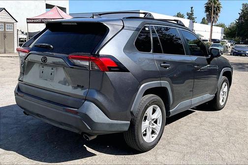 Magnetic Gray Metallic 2020 Toyota RAV4 XLE
