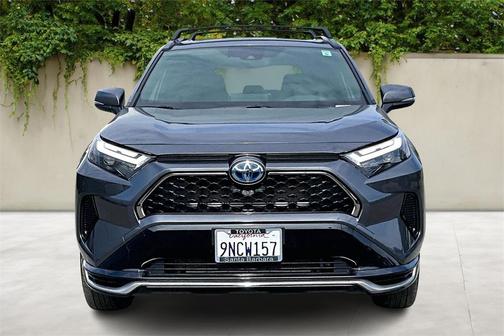 2024 Toyota RAV4 Prime SE